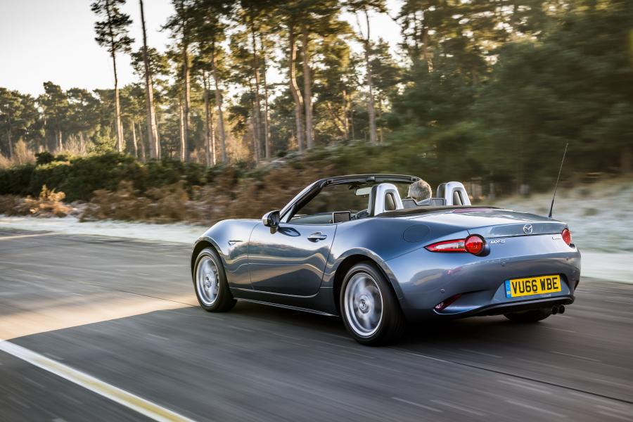  Mazda MX-5 Arctic 2017 года  (UK) (фото 22 из 53)